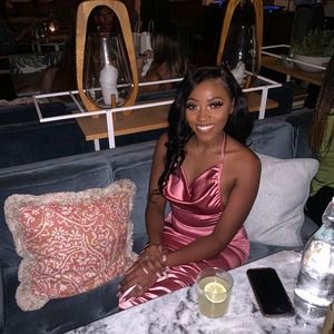 Meet your Posher, Xiani